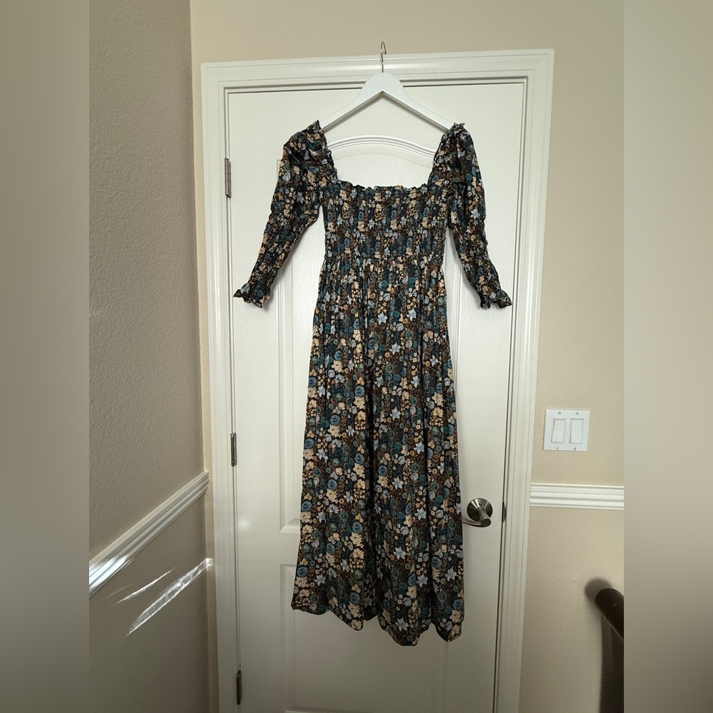 DÔEN
Bijou shirred floral-print organic cotton-voile midi dress - Picture 7 of 9